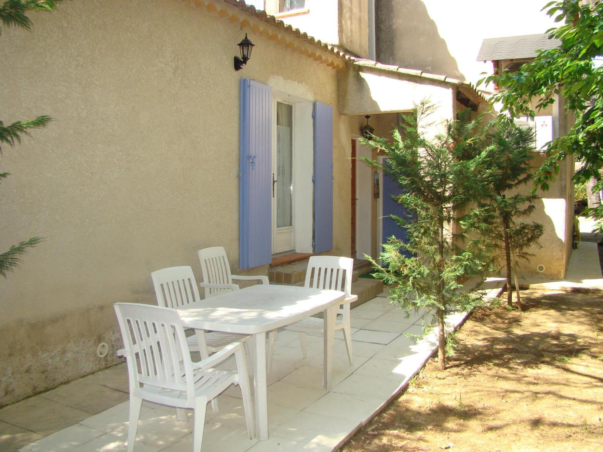 Bed and Breakfast L'Oree Du Bois Saint-Maximin Exterior foto