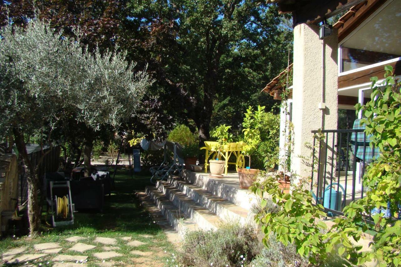 Bed and Breakfast L'Oree Du Bois Saint-Maximin Exterior foto